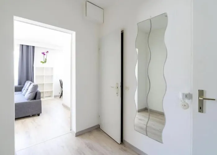 Charming Long-term Apartment *